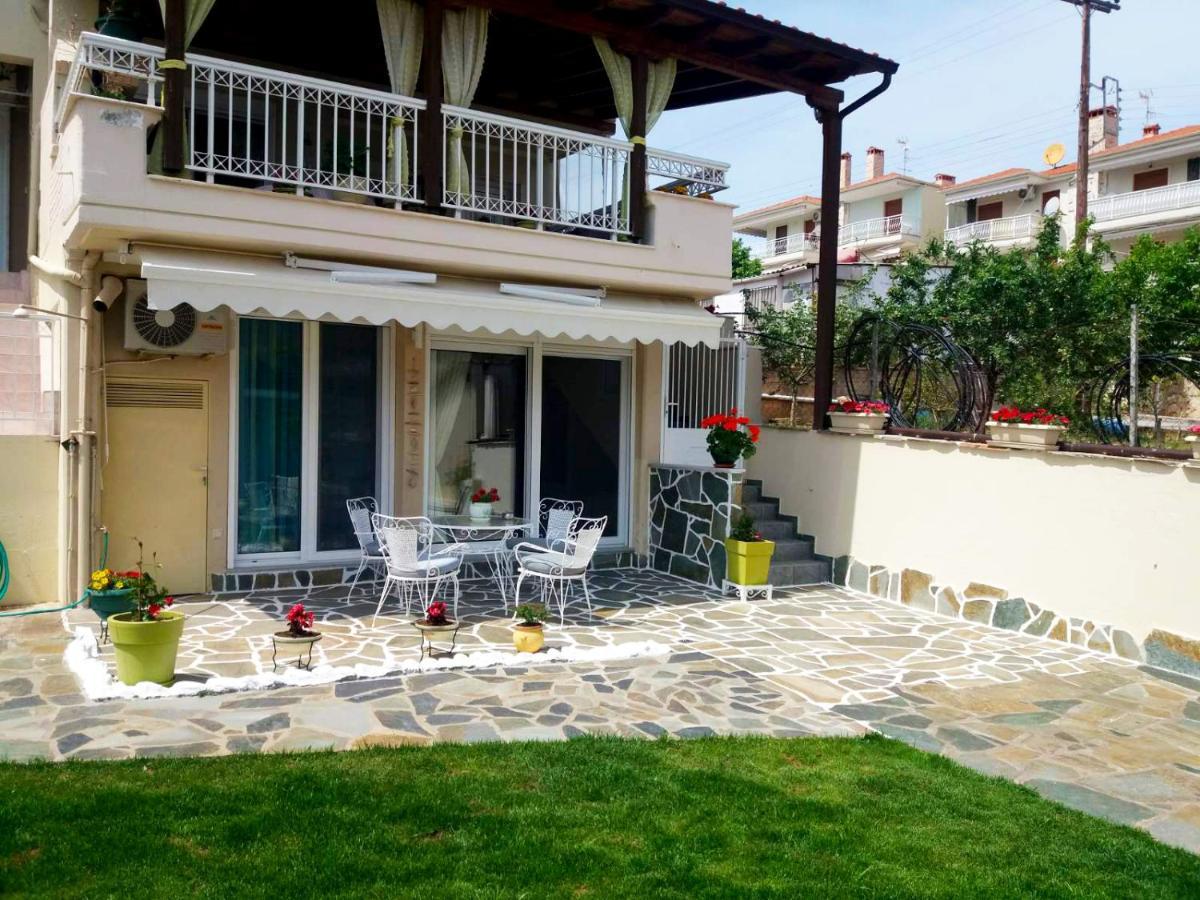 Maria'S Garden House Apartment ฟิออยิตา ภายนอก รูปภาพ