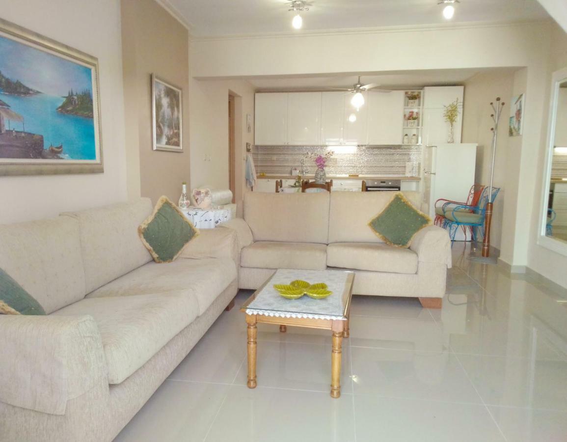 Maria'S Garden House Apartment ฟิออยิตา ภายนอก รูปภาพ