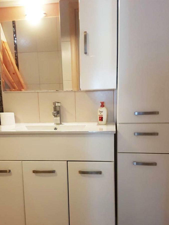 Maria'S Garden House Apartment ฟิออยิตา ภายนอก รูปภาพ
